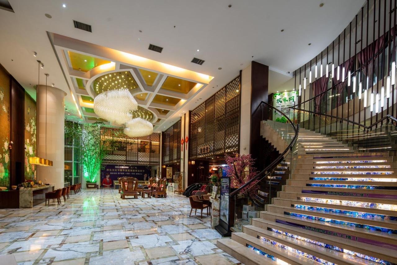 King Royal Hotel Yunfu Exteriér fotografie