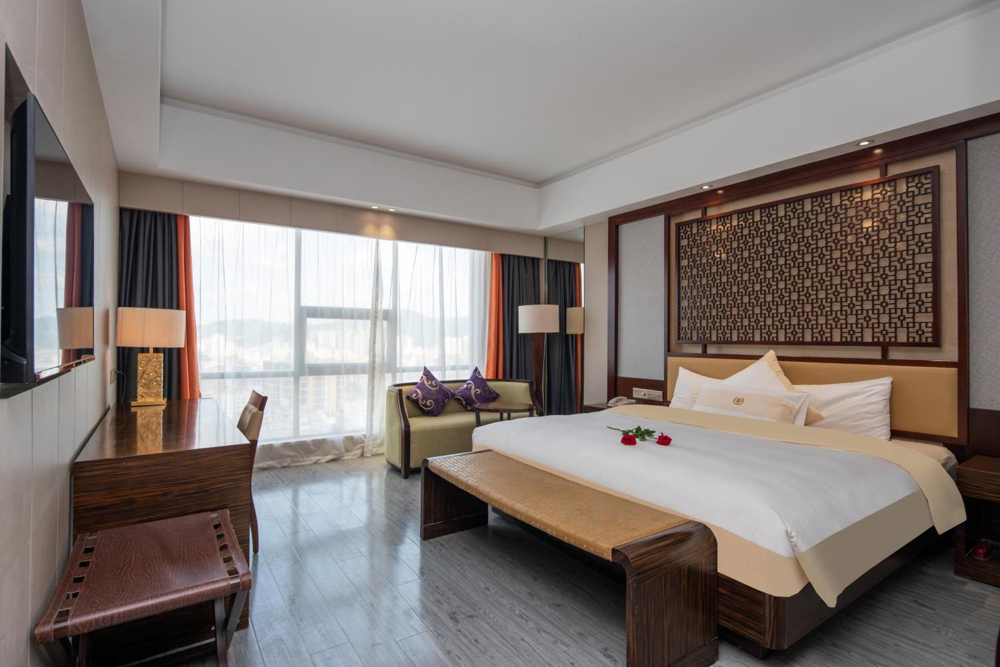 King Royal Hotel Yunfu Exteriér fotografie