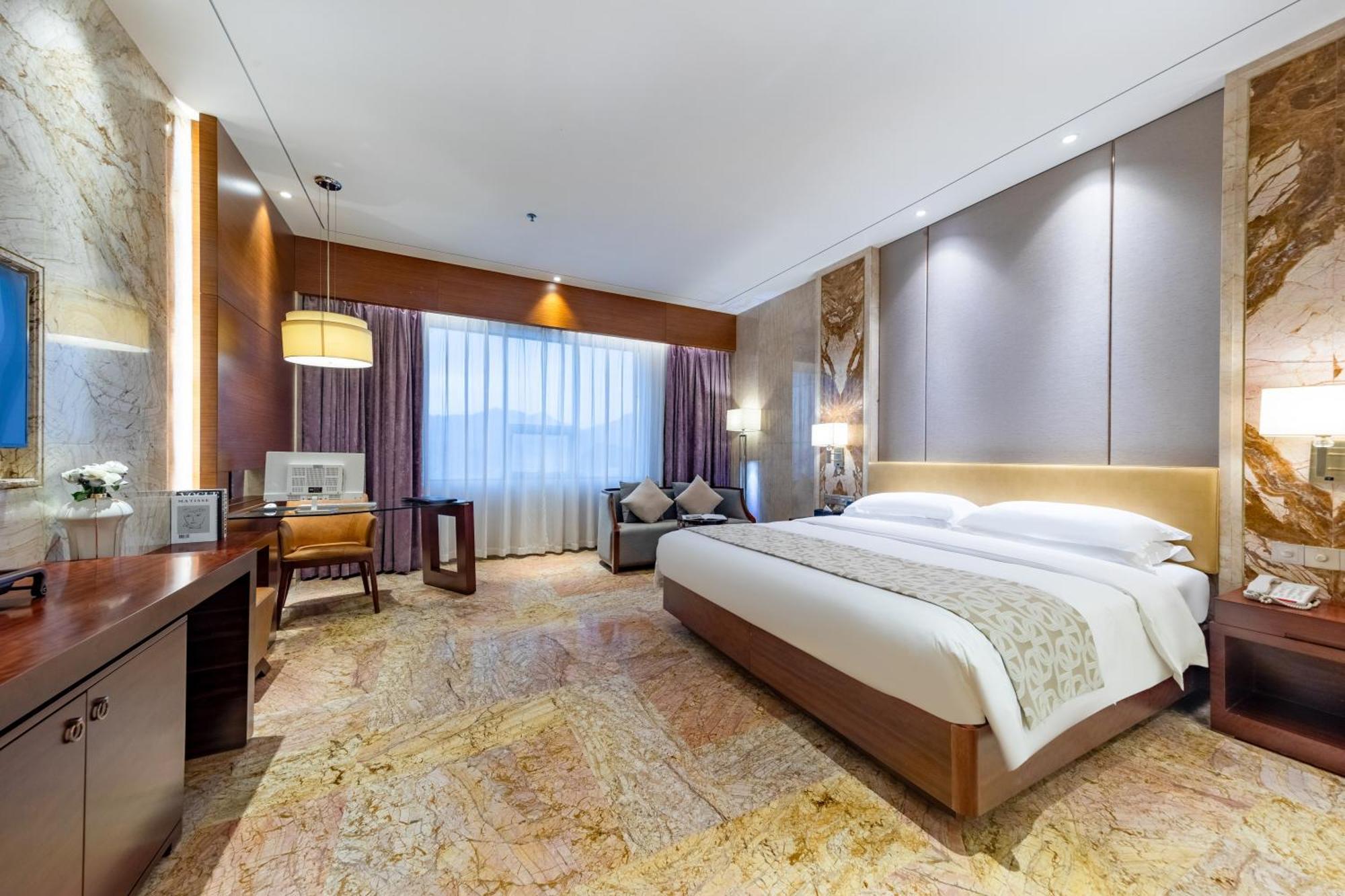 King Royal Hotel Yunfu Exteriér fotografie
